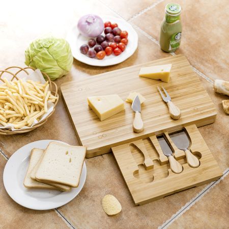 Käsebrett mit 4tlg. Besteck Käseset rechteckige Käseplatte Käsemesser Set Bambus
